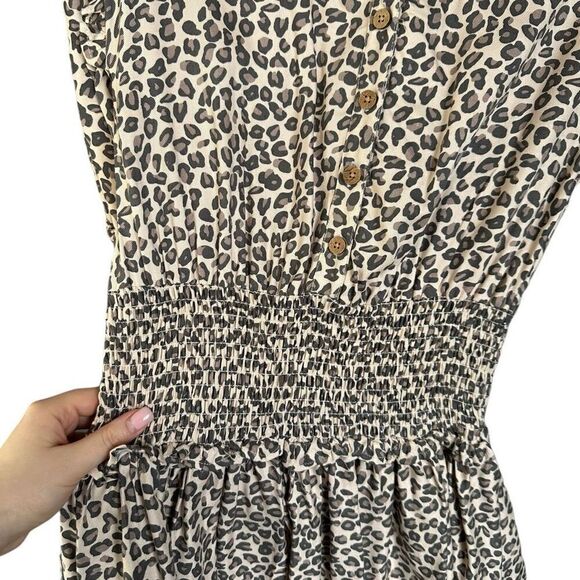 NWT Jessica Simpson Smocked Leopard Print Button Front Dress Black Tan - Picture 5 of 7